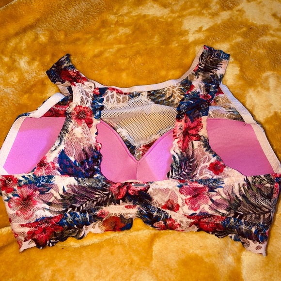 Bra - Picture 2 of 3